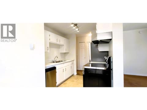 Gally Kitchen at 625 Rowcliffe Avenue Unit# 207, Kelowna South