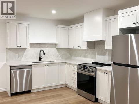 Suite kitchen at 2815 Copper Ridge Drive, Smith Creek, West Kelowna