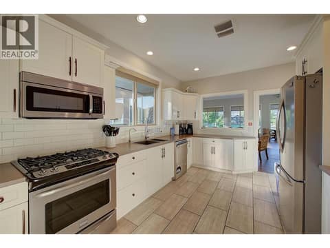 Clubhouse facilities at 2151 Madera Court, Westbank Centre, West Kelowna