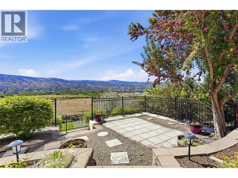 Photo 18 of 536 TRILLIUM Drive, Sun Rivers, Kamloops