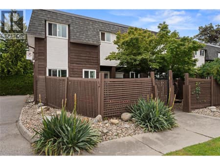 Photo 2 of 3135 Walnut Street Unit# 5, Lower Mission, Kelowna