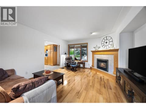 Photo 4 of 780 Huntington Drive, Westsyde, Kamloops