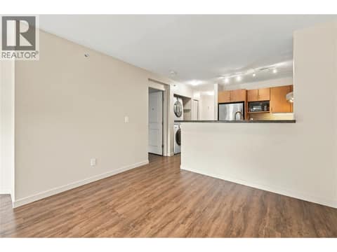 Photo 4 of 563 Yates Road Unit# 412, Glenmore, Kelowna