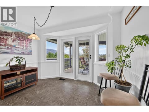Photo 8 of 3777 Salloum Road, Glenrosa, West Kelowna
