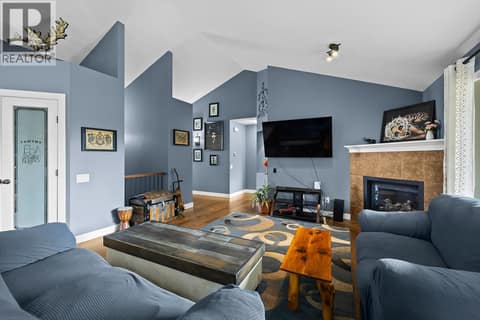 Photo 5 of 2095 Bernau Court, Lake Country South West
