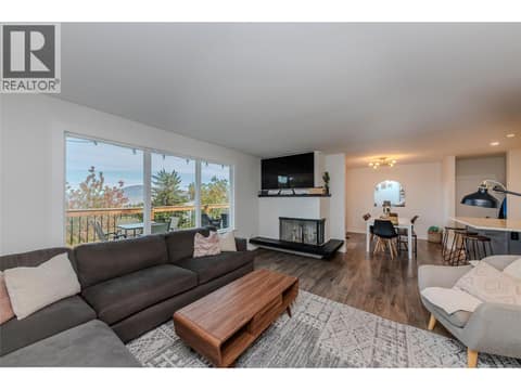 Photo 10 of 891 Gleneagles Drive, Sahali, Kamloops