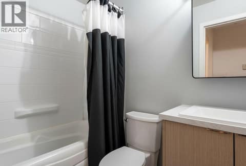 Virtually Emptied at 3160 De Montreuil Court Unit# 413, Lower Mission, Kelowna