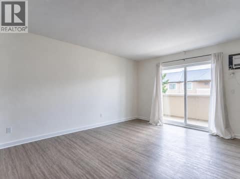 Virtually Emptied at 3160 De Montreuil Court Unit# 413, Lower Mission, Kelowna