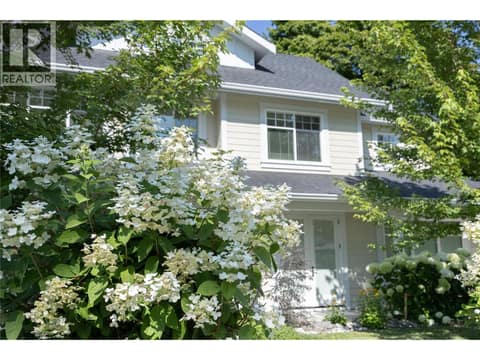 Summer planting at 2050 Long Street, Kelowna South