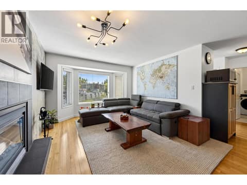 Photo 18 of 339 5TH Avenue Unit# 1, Golden