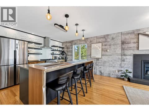 Photo 7 of 339 5TH Avenue Unit# 1, Golden