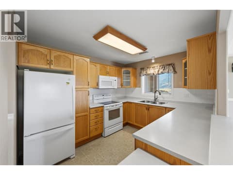 Photo 16 of 2255 ATKINSON Street Unit# 807, Main South, Penticton