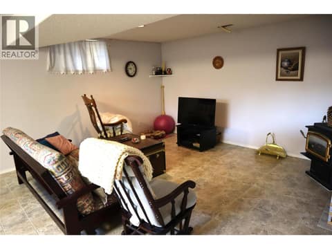 Photo 17 of 1233 Hook Drive, Batchelor Heights, Kamloops