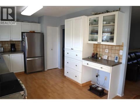 Photo 3 of 1233 Hook Drive, Batchelor Heights, Kamloops