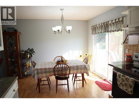 Photo 4 of 1233 Hook Drive, Batchelor Heights, Kamloops