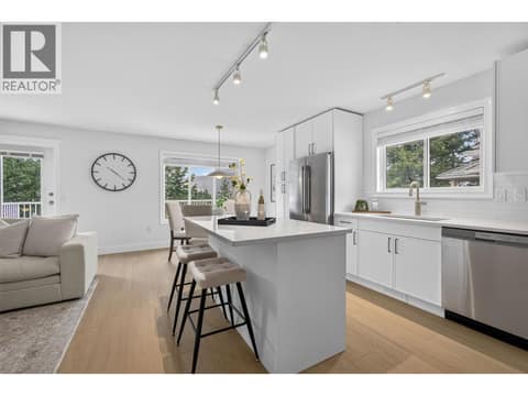 Photo 12 of 330 Woodwind Court, Glenmore, Kelowna