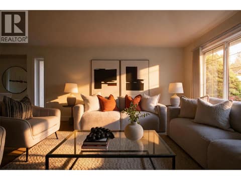 Photo 7 of 330 Woodwind Court, Glenmore, Kelowna