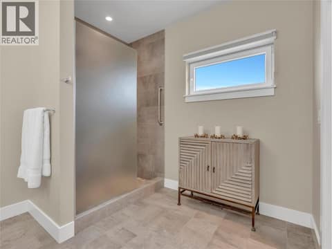 Photo 20 of 118 RIDGE View, Main South, Penticton