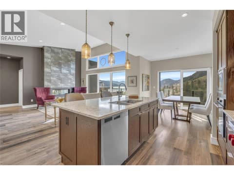 Photo 8 of 118 RIDGE View, Main South, Penticton