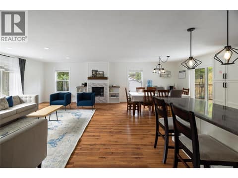 Photo 13 of 3945 Highland Park Crescent, Armstrong/ Spall.