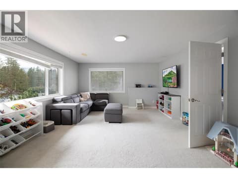 Photo 29 of 3945 Highland Park Crescent, Armstrong/ Spall.