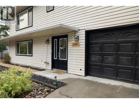 Photo 9 of 3945 Highland Park Crescent, Armstrong/ Spall.