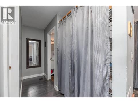 Photo 13 of 625 Rowcliffe Avenue Unit# 305, Kelowna South