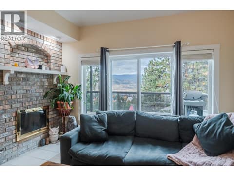 Photo 24 of 138 Evergreen Crescent, Wiltse/Valleyview, Penticton