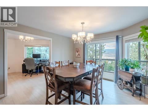 Photo 27 of 138 Evergreen Crescent, Wiltse/Valleyview, Penticton