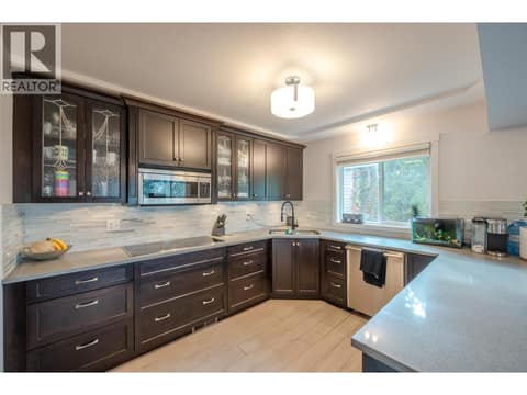 Photo 35 of 138 Evergreen Crescent, Wiltse/Valleyview, Penticton