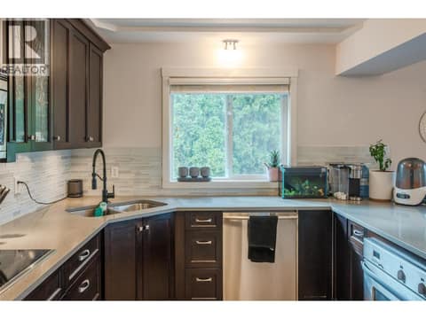 Photo 37 of 138 Evergreen Crescent, Wiltse/Valleyview, Penticton