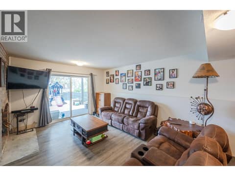 Photo 61 of 138 Evergreen Crescent, Wiltse/Valleyview, Penticton
