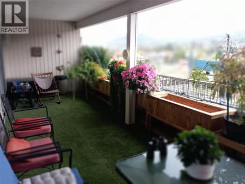 Photo 14 of 272 Green Avenue Unit# 401, Main South, Penticton