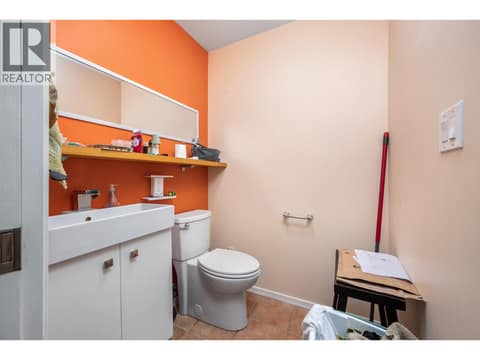 Carriage house 2pc bath at 4405 Ottley Road, Lake Country South West