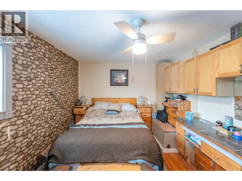 Main Floor Bedroom at 5467 Sawmill Road, Oliver Rural