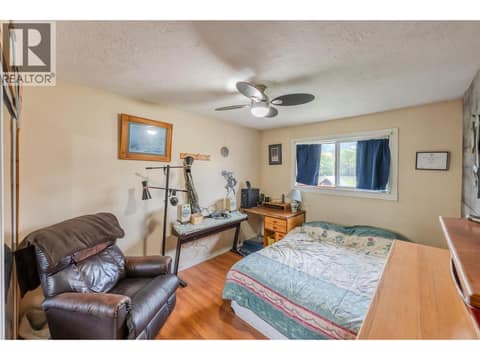 Main Floor Bedroom at 5467 Sawmill Road, Oliver Rural