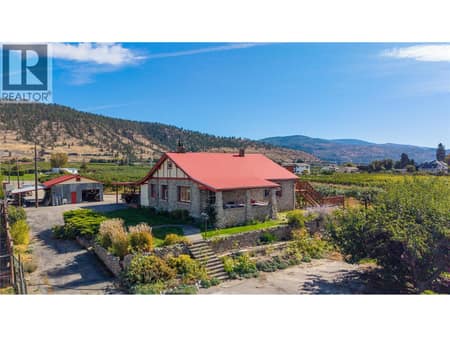 Photo 2 of 235 Middle Bench Road N, Uplands/Redlands, Penticton