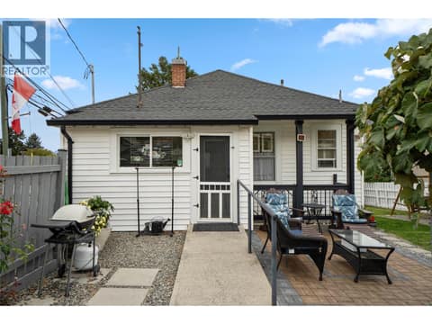 Photo 20 of 905 MUNRO Street, South Kamloops