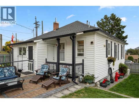 Photo 26 of 905 MUNRO Street, South Kamloops