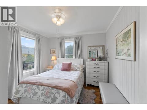 Primary Bedroom at 905 MUNRO Street, South Kamloops