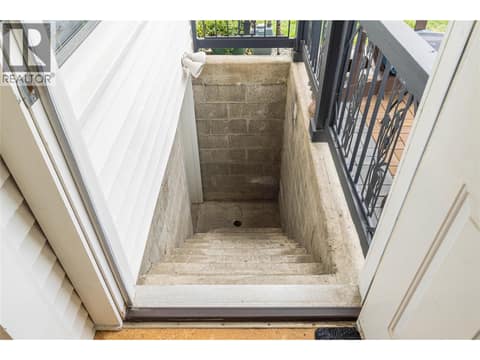 Stairway to Basement Area at 905 MUNRO Street, South Kamloops