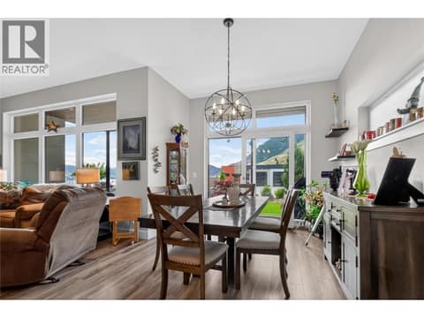 Photo 10 of 121 Ridge Park, Main South, Penticton