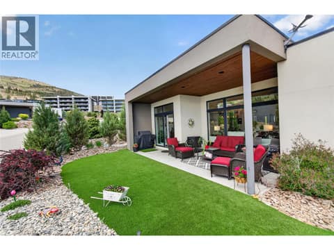 Photo 4 of 121 Ridge Park, Main South, Penticton