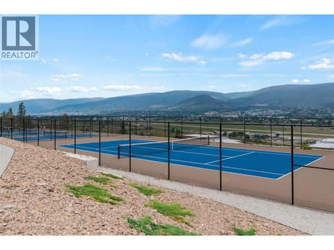 Common Area at 121 Ridge Park, Main South, Penticton