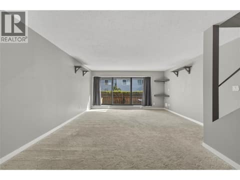 Photo 12 of 4100 24 Avenue Unit# 103, South Vernon