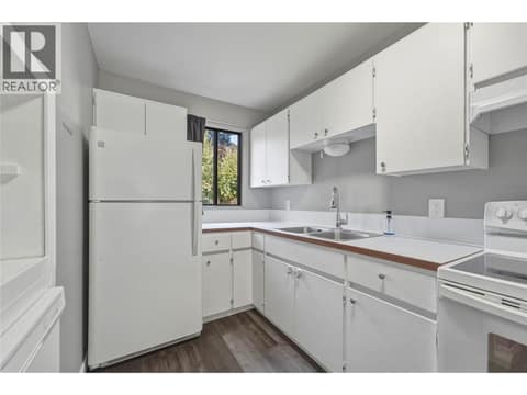 Photo 7 of 4100 24 Avenue Unit# 103, South Vernon