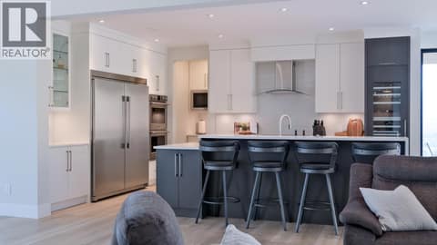 Photo 6 of 740 Pinehaven Court, Glenmore, Kelowna