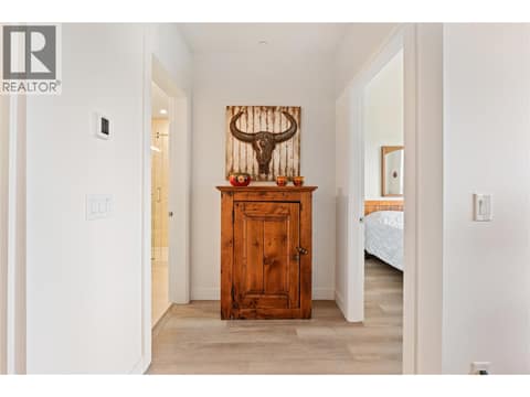 Photo 11 of 3340 Lakeshore Road Unit# 1003, Lower Mission, Kelowna