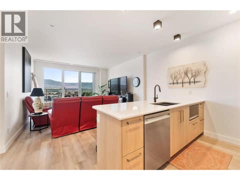 Photo 5 of 3340 Lakeshore Road Unit# 1003, Lower Mission, Kelowna