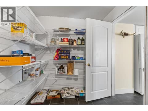 Suite at 479 Glen Pine Court, North Glenmore, Kelowna
